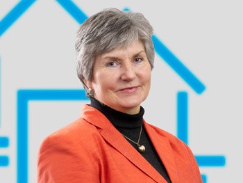 Frau-Schramm.jpg